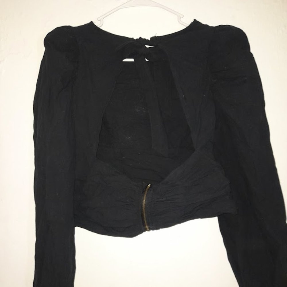 black shirt